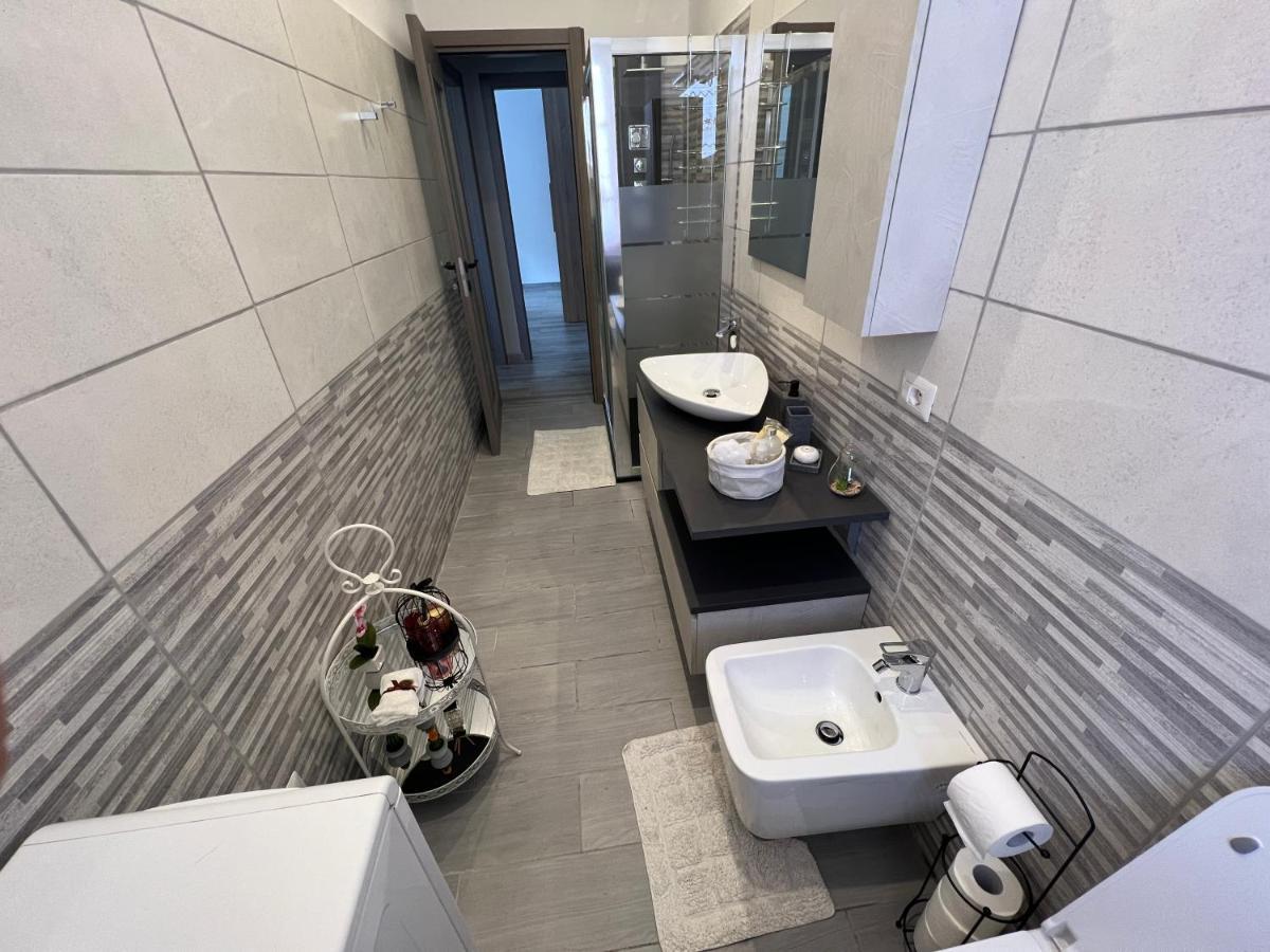 아로나 Casa Di Afi, Perfect For 4 - Kitchen - Parking - Netflix 아파트 외부 사진